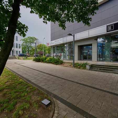 Odra Tower Apartment Center Of Wroclaw By Renters Prestige Экстерьер фото