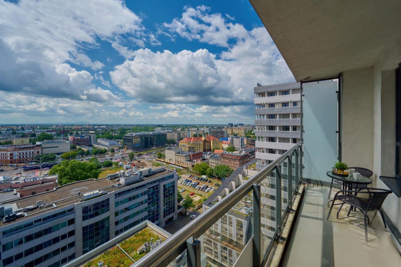 Odra Tower Apartment Center Of Wroclaw By Renters Prestige Экстерьер фото