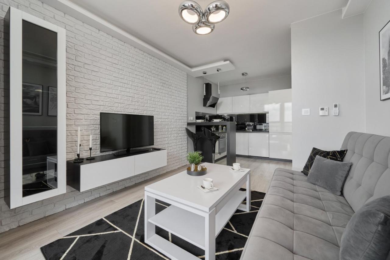 Odra Tower Apartment Center Of Wroclaw By Renters Prestige Экстерьер фото
