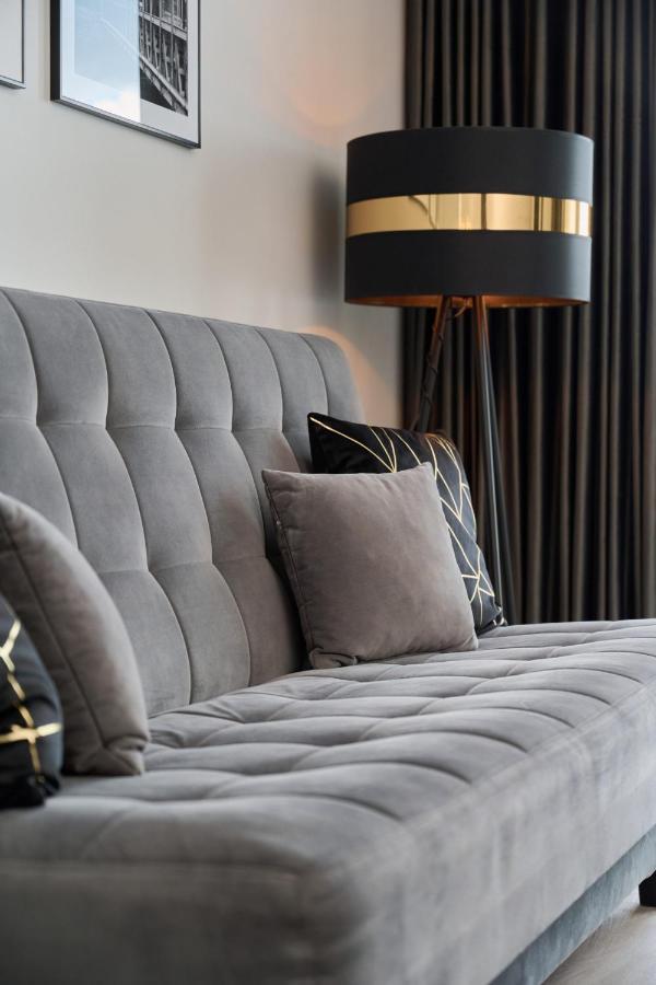 Odra Tower Apartment Center Of Wroclaw By Renters Prestige Экстерьер фото