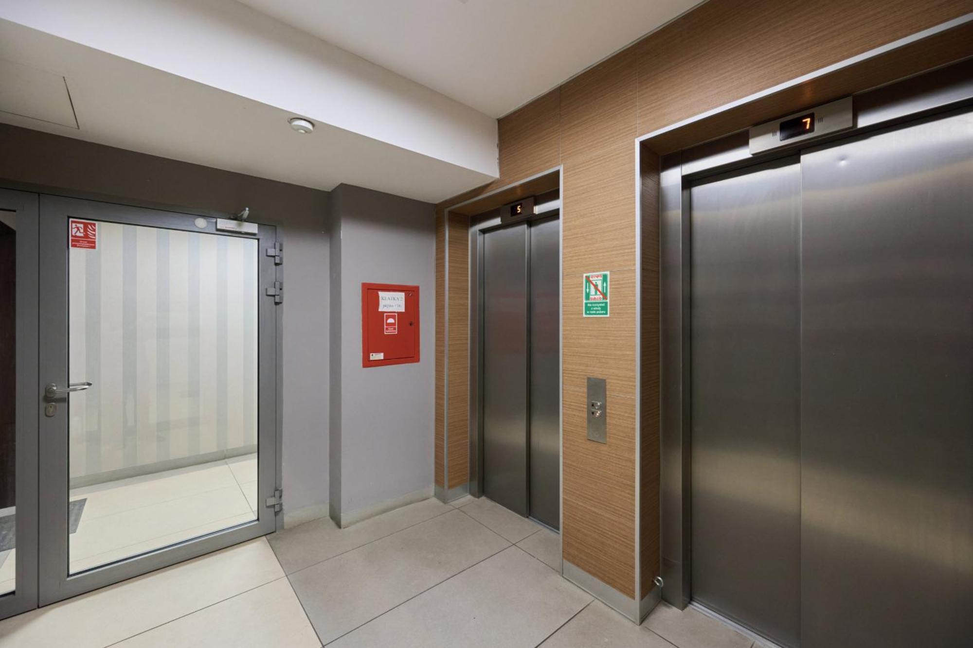 Odra Tower Apartment Center Of Wroclaw By Renters Prestige Экстерьер фото