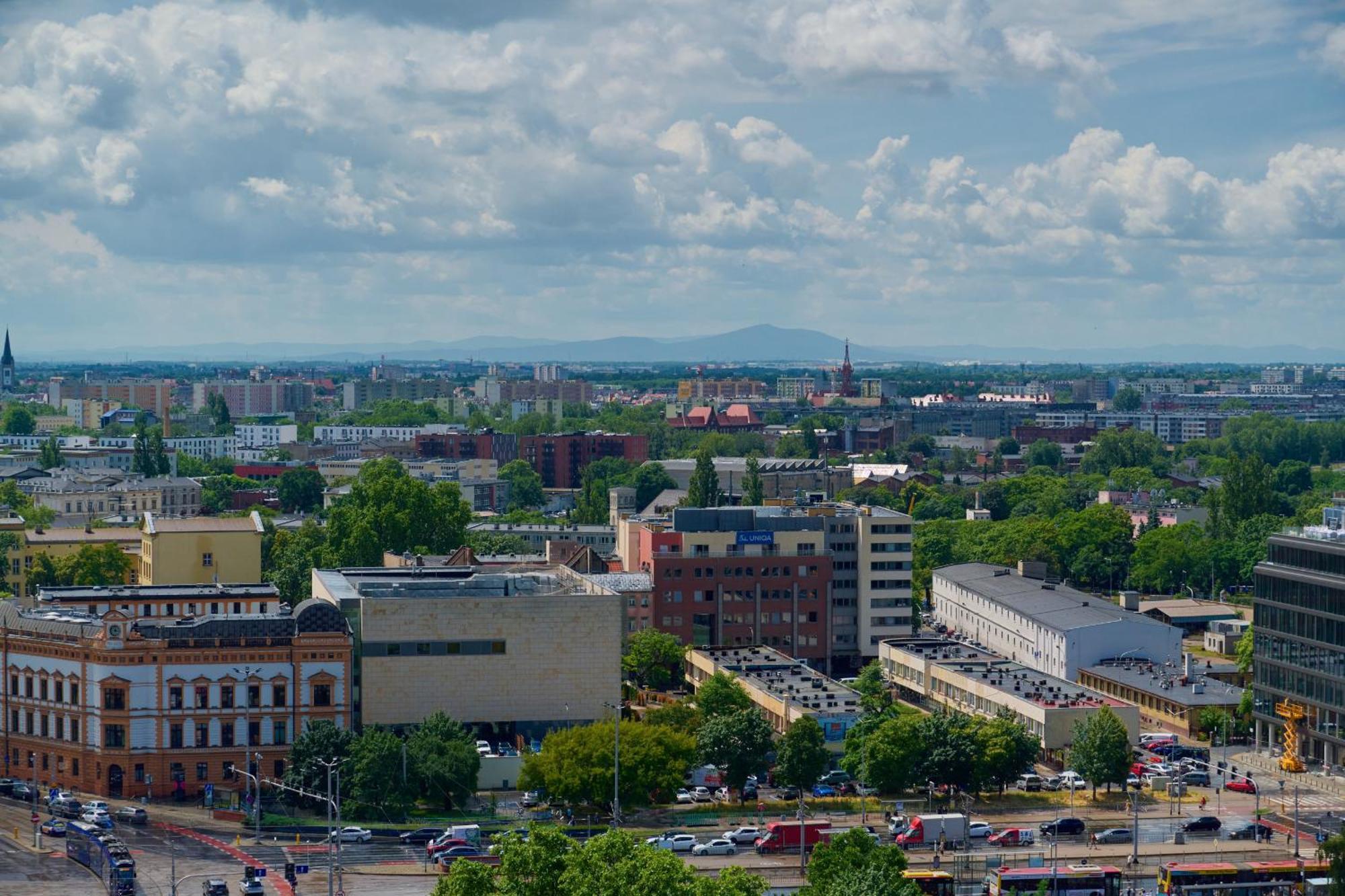 Odra Tower Apartment Center Of Wroclaw By Renters Prestige Экстерьер фото